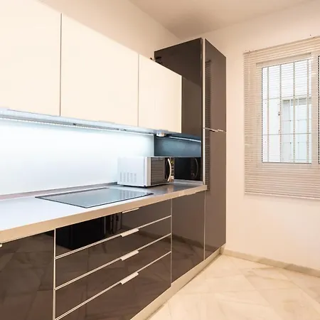 Urbe10 Cister 1 Bedroom Apartment