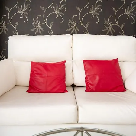 Urbe10 Cister 1 Bedroom Apartment